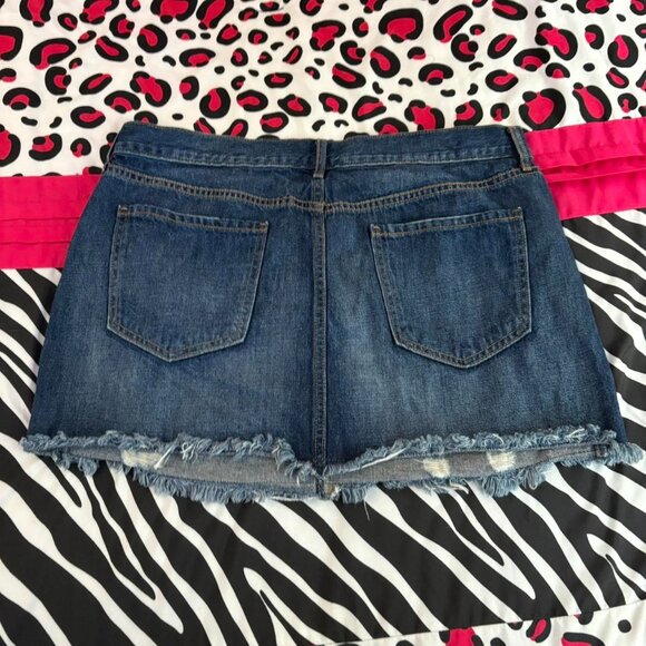 Y2K Distressed Old Navy Denim Mini Skirt - Picture 4 of 6